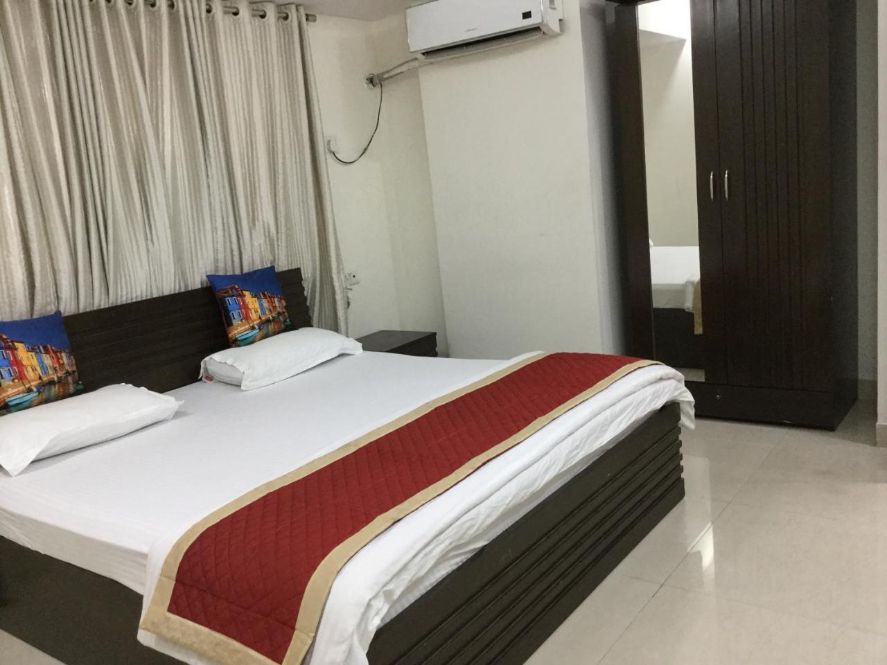 Arista Service Apartments Мумбаи Экстерьер фото